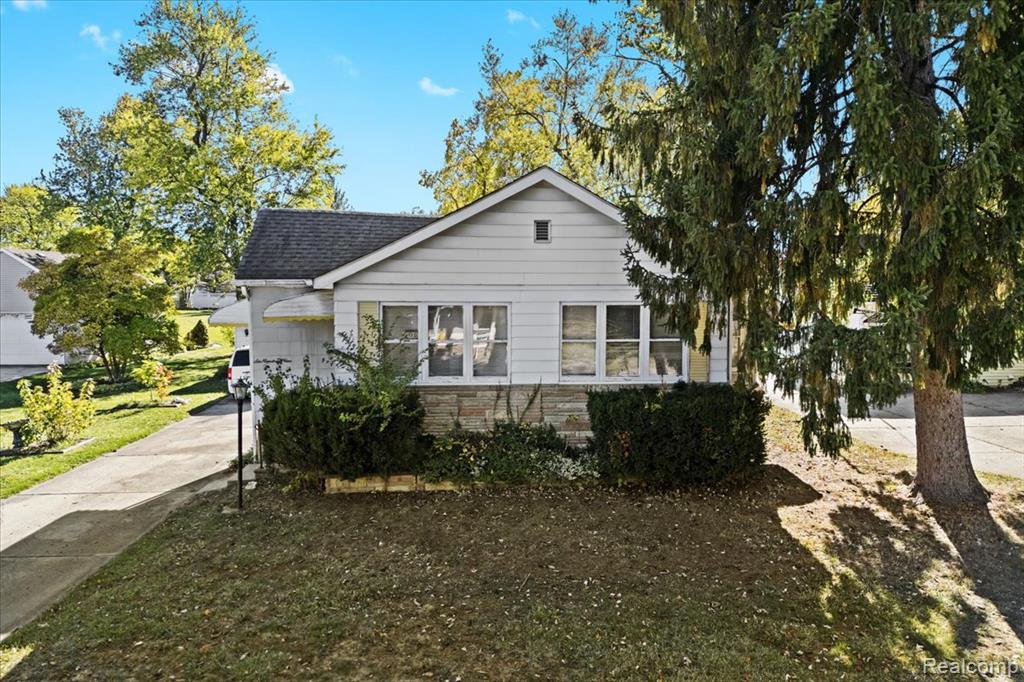 609 John M Avenue, Clawson, MI — Photo 9