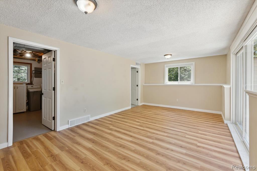 15279 Outer Drive, Linden, MI 48451 — Photo 26
