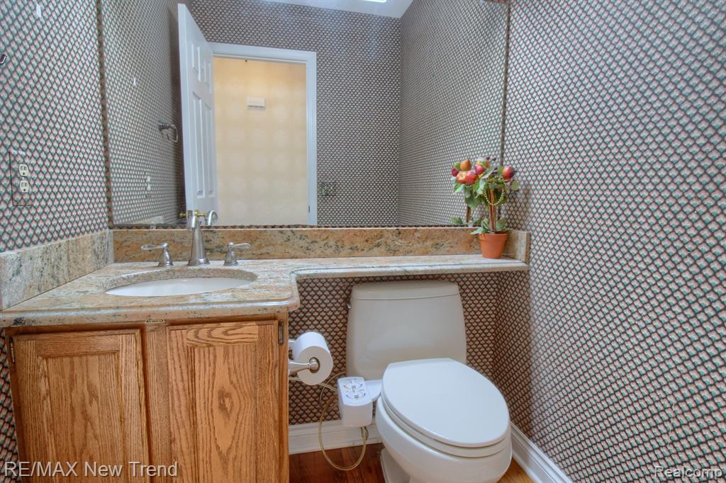 24802 SARAH FLYNN, Novi, MI — Photo 18