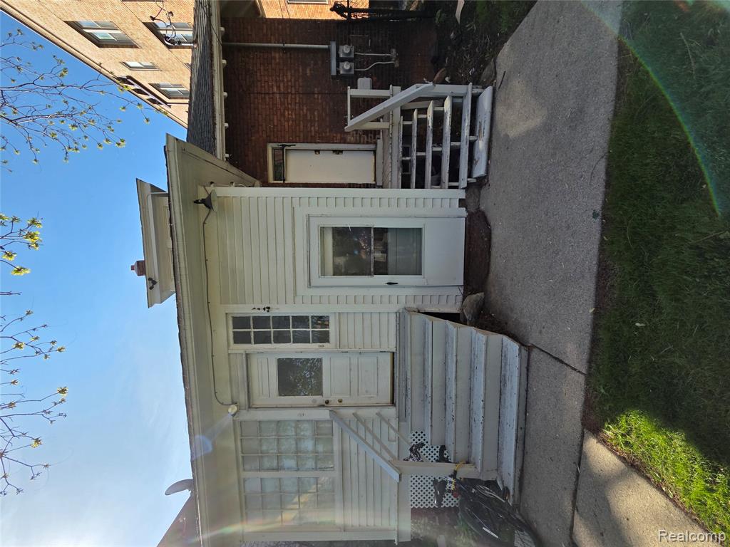 1146 Seward Street, Detroit, MI 48202 — Photo 3