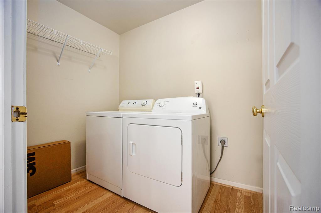 4165 Berkshire Drive, Sterling Heights, MI 48314 — Photo 11
