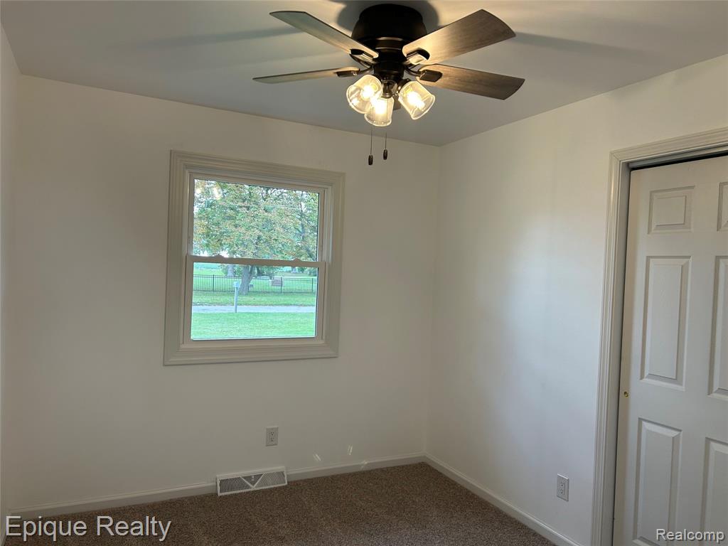 875 S Airport Road, Saginaw, MI 48601 — Photo 19