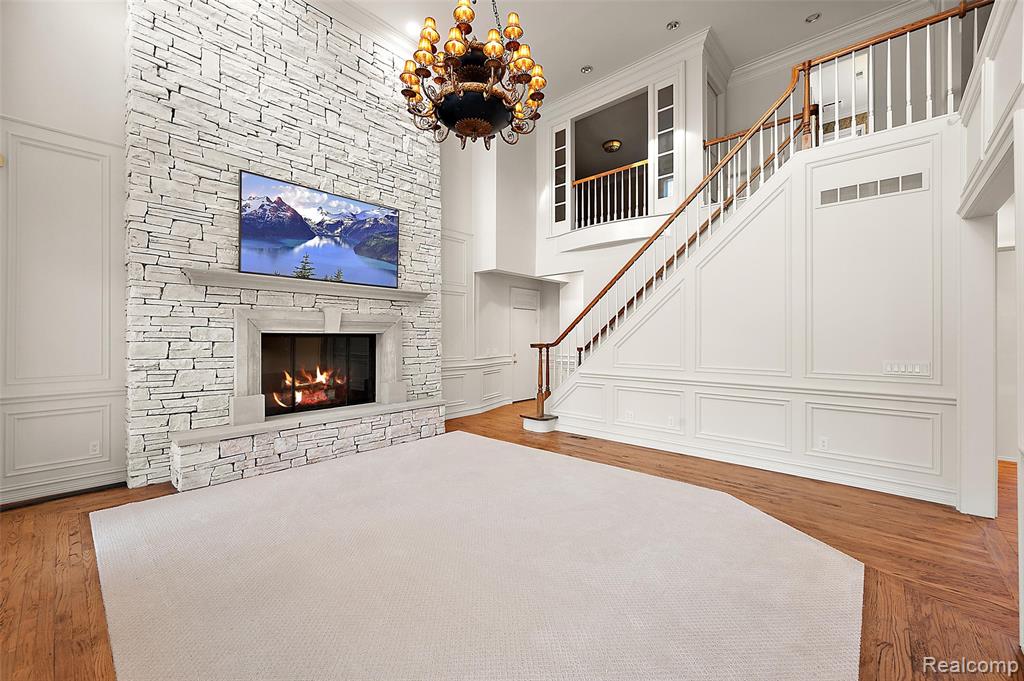 5744 Lochmoor Court, Rochester, MI 48306 — Photo 25