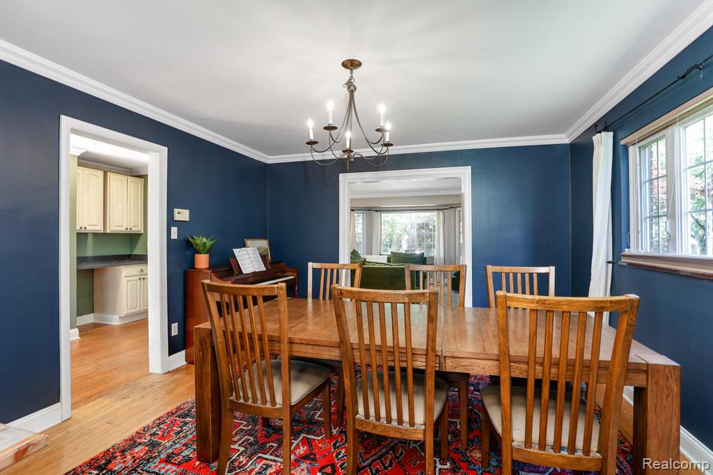 479 CLOVERLY Road, Grosse Pointe Farms, MI 48236 — Photo 9