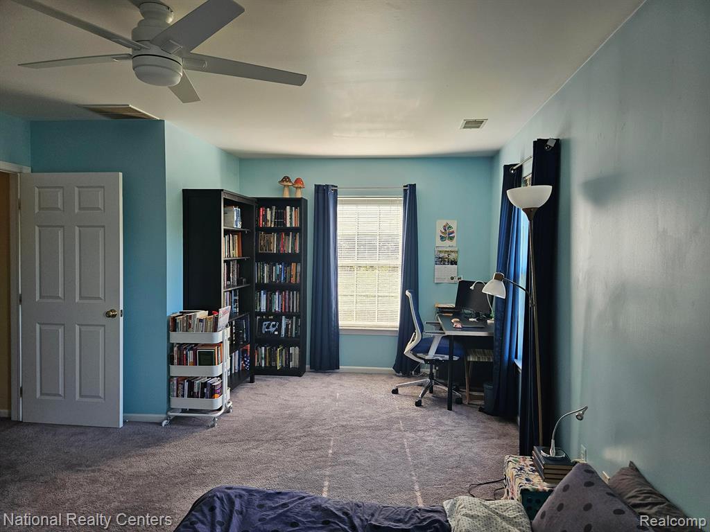 2860 S KNIGHTSBRIDGE Circle, Ann Arbor, MI 48105 — Photo 11