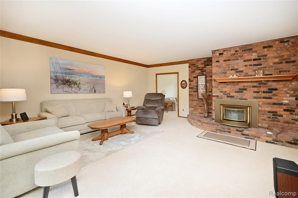 5888 Pentland Road, Bloomfield Hills, MI 48301 — Photo 8