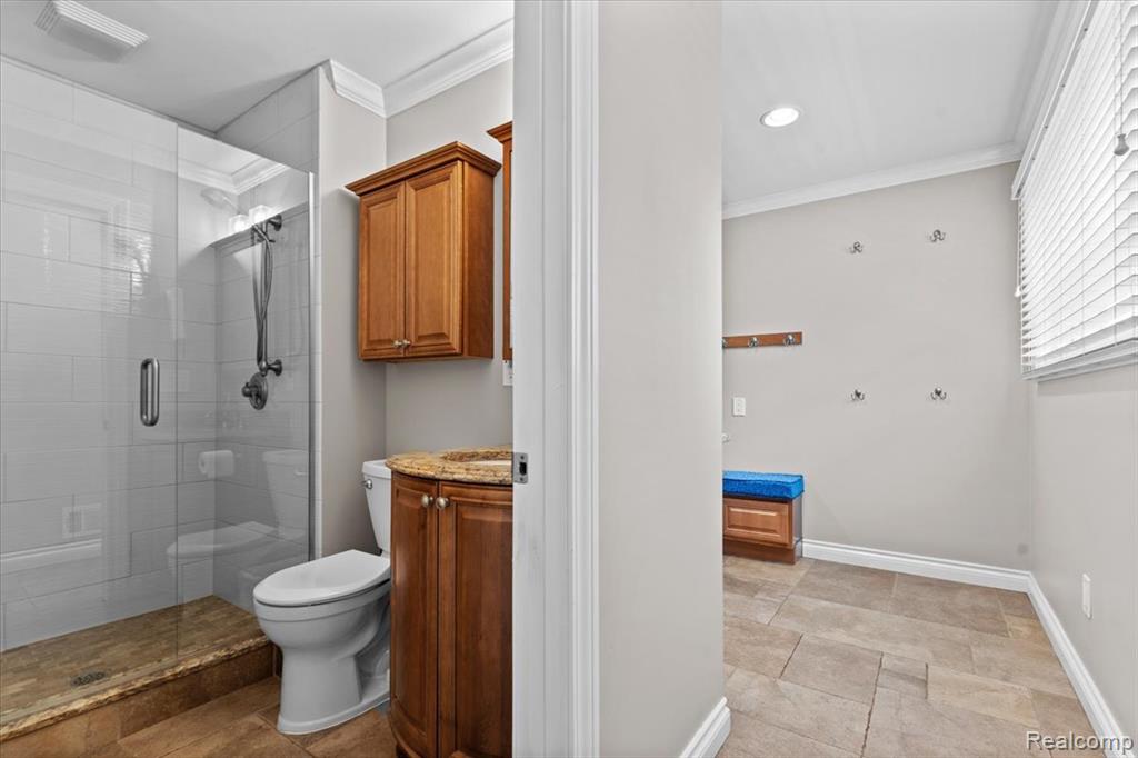 931 S Shady Hollow Circle, Bloomfield Hills, MI 48304 — Photo 21