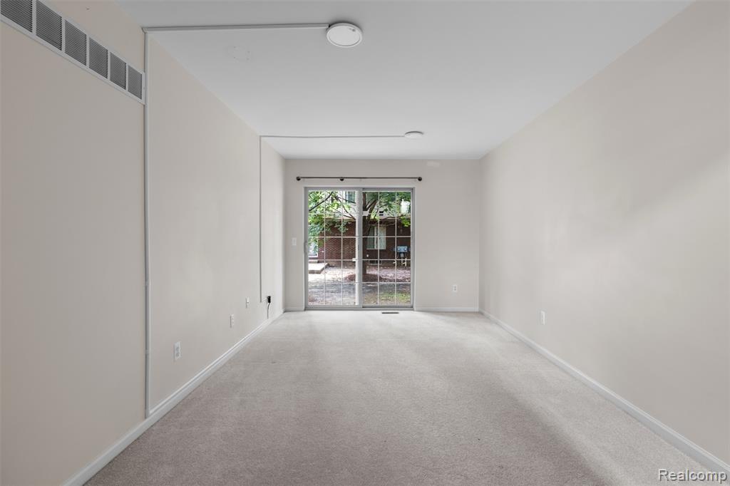 45815 Grant Court, Macomb, MI 48044 — Photo 17
