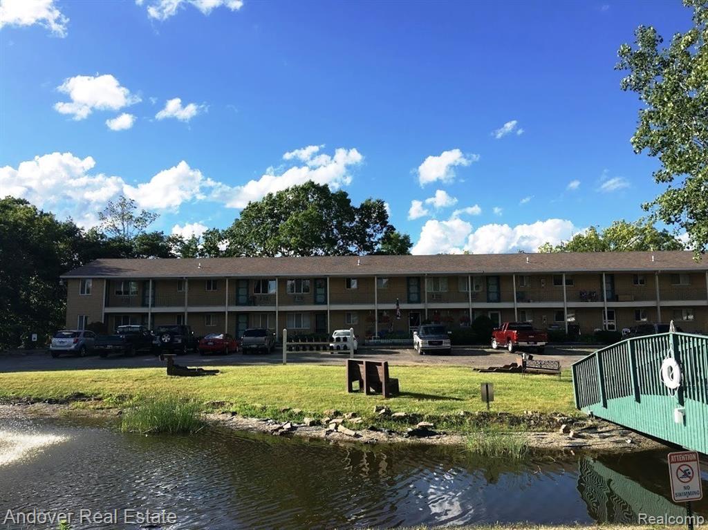 525 PONTIAC Street, Oxford, MI 48371 — Photo 11