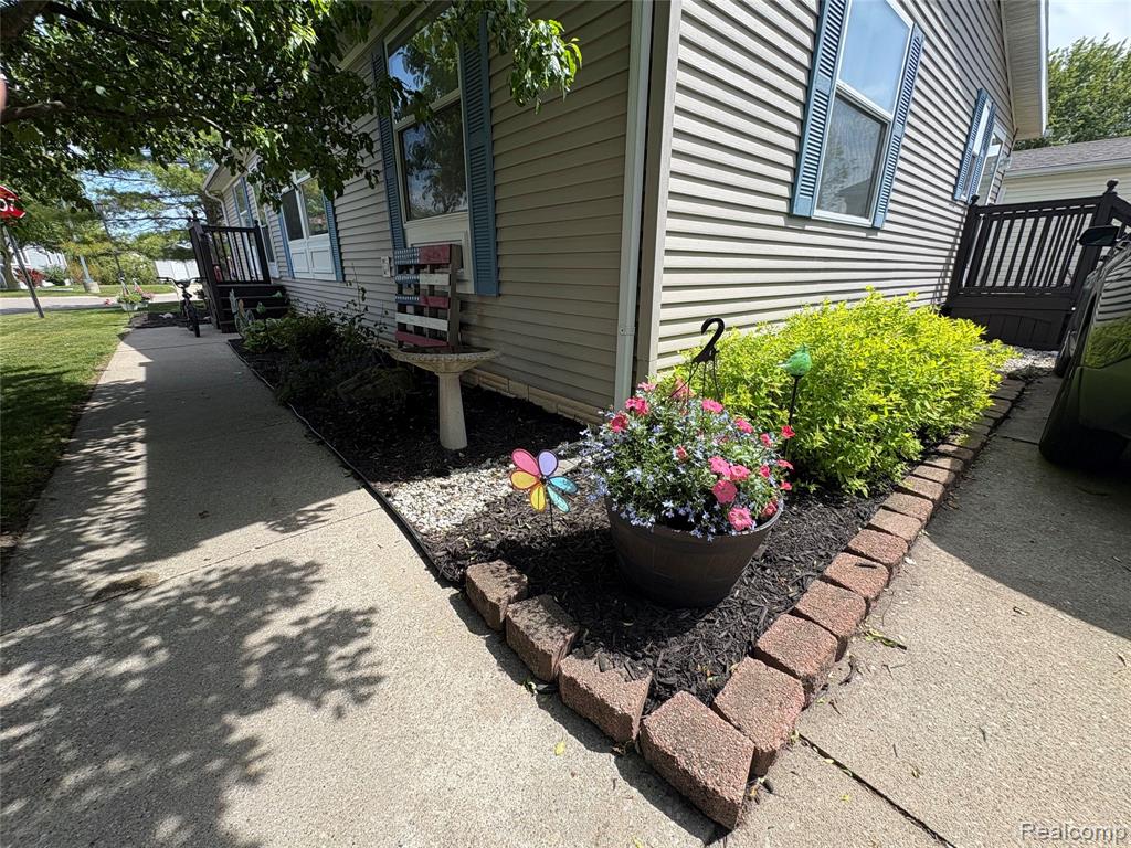 4729 Turtle Creek Drive, Howell, MI 48843 — Photo 7