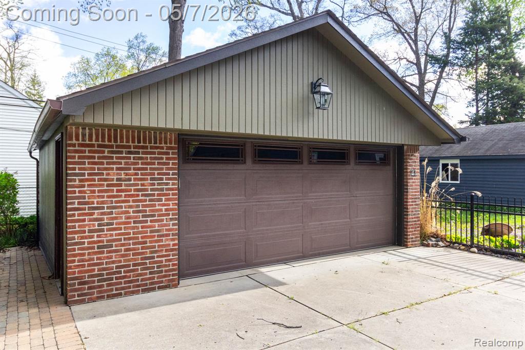 21 Fairwood Boulevard, Pleasant Ridge, MI — Photo 41