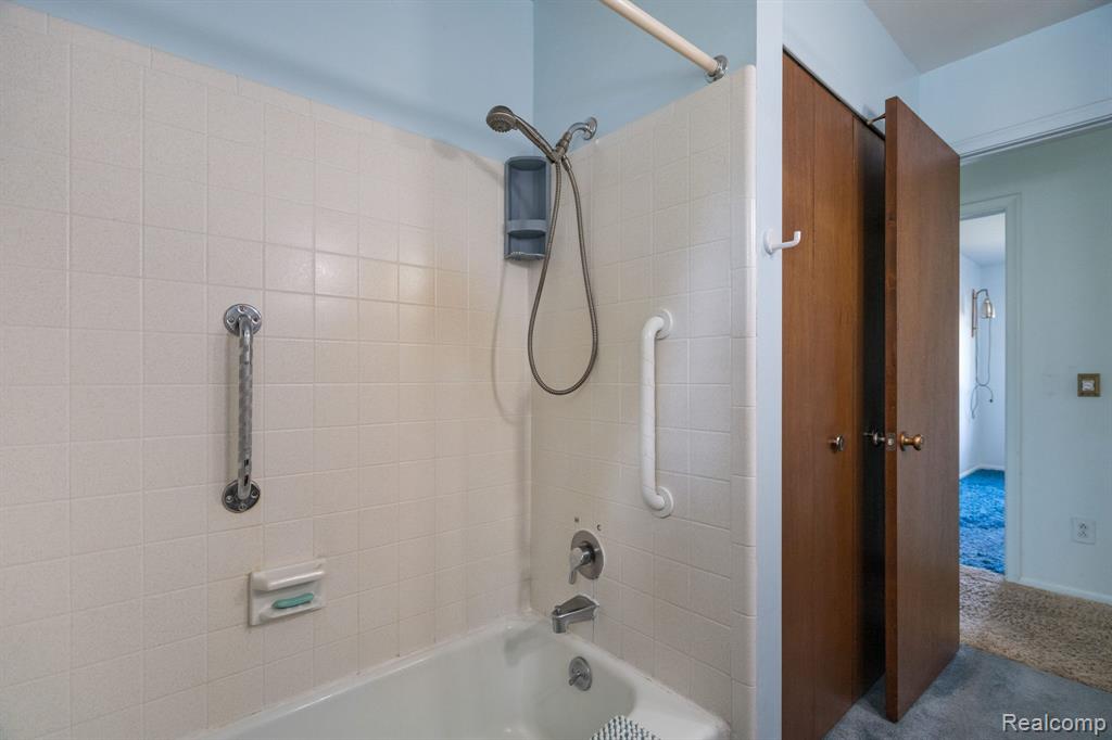 6157 Coventry Drive, Swartz Creek, MI 48473 — Photo 20
