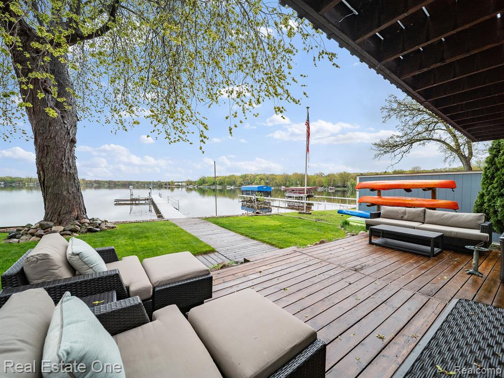 4825 Downing Drive, Pinckney, MI 48169 — Photo 4