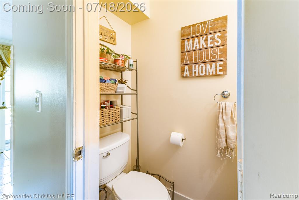 45568 Margate Drive, Macomb, MI 48044 — Photo 31