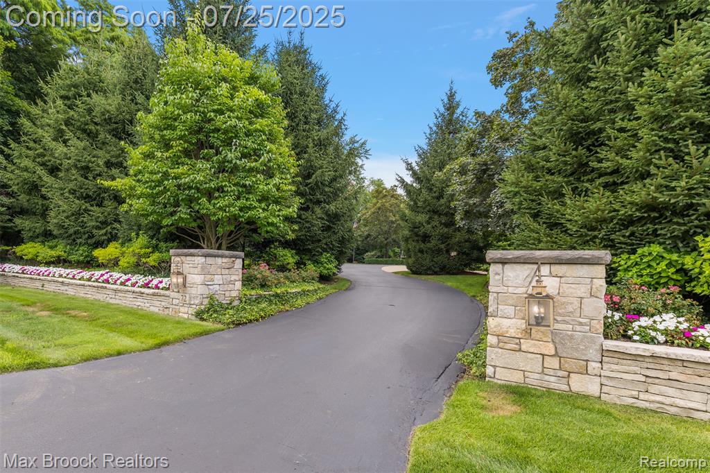 72 Lone Pine Road, Bloomfield Hills, MI 48304 — Photo 4