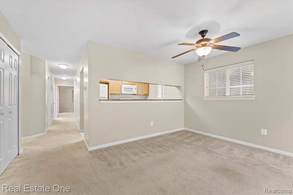 3261 WHITAKER Drive, 146, Melvindale, MI — Photo 5