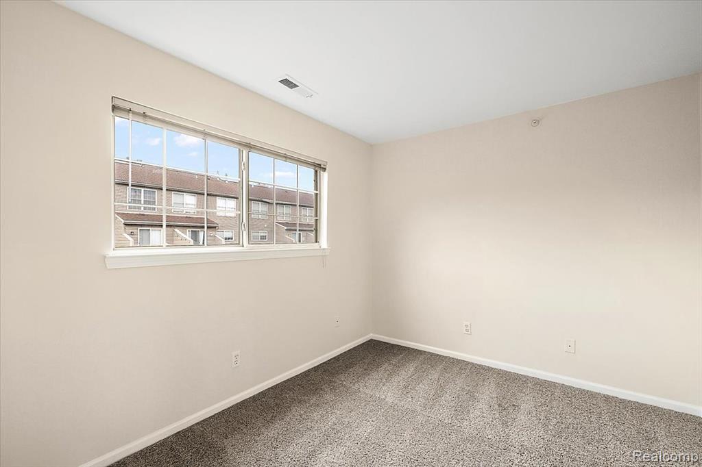 43 Georgetown Court, Dearborn, MI 48126 — Photo 17
