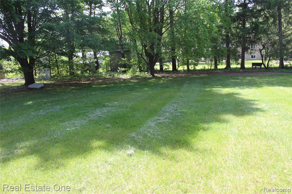 1425 N Alstott Drive, Howell, MI 48843 — Photo 25