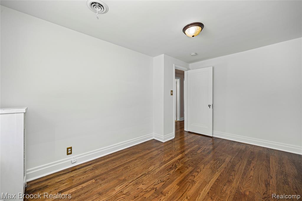 75 Hillsdale Road, Bloomfield Hills, MI 48302 — Photo 52