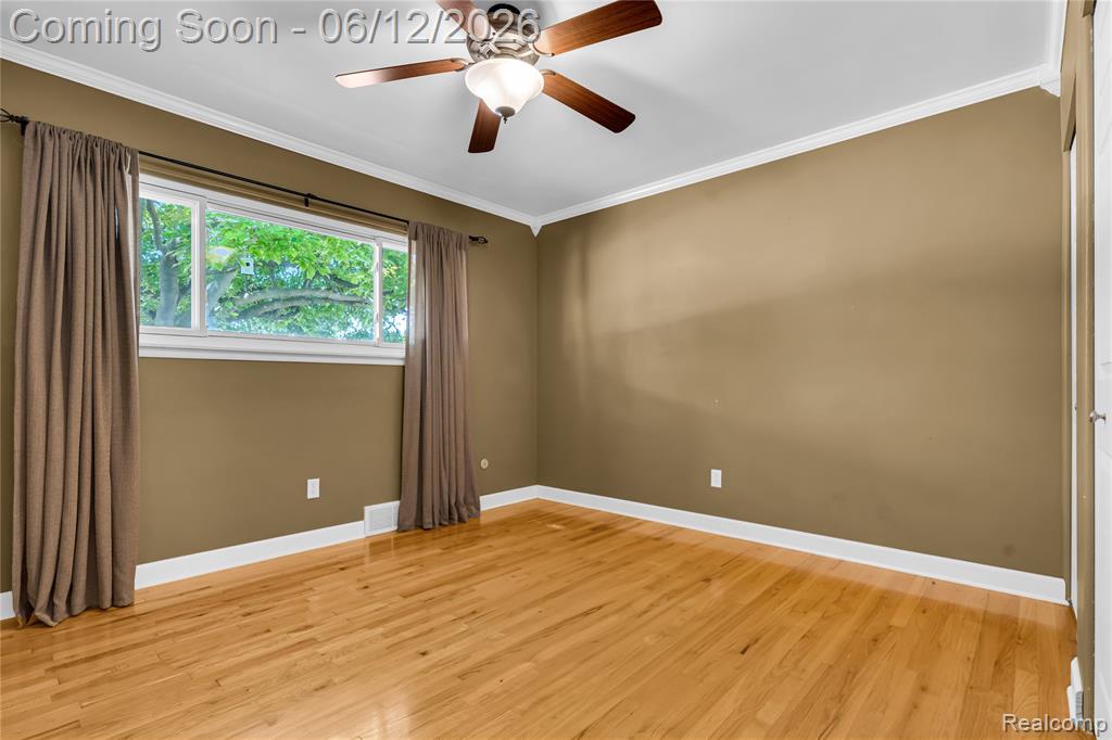 4840 Iowa Drive, Warren, MI 48092 — Photo 12