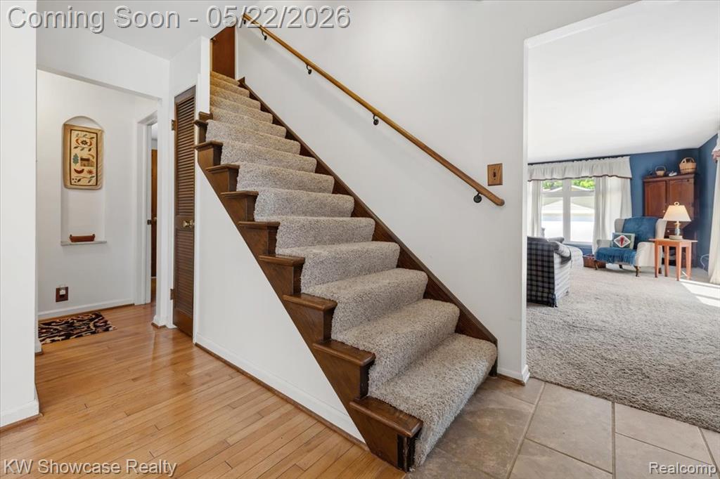 21105 Hugo Street, Farmington, MI 48336 — Photo 6
