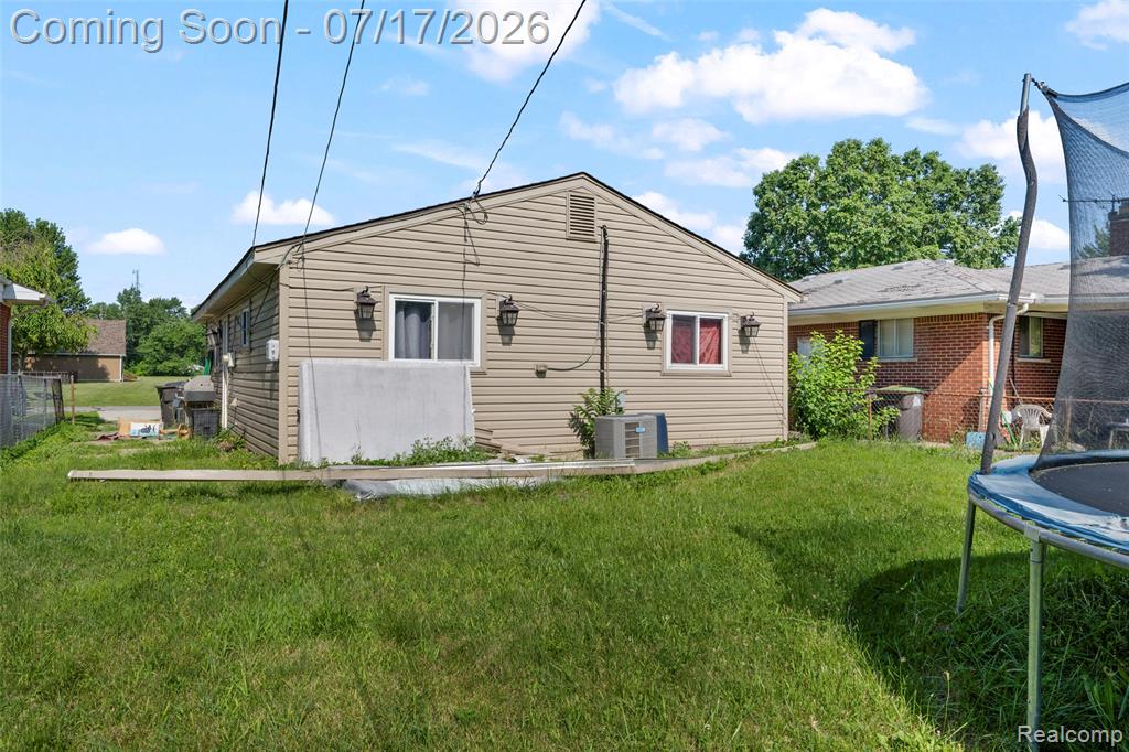 6871 Troy Street, Taylor, MI 48180 — Photo 41