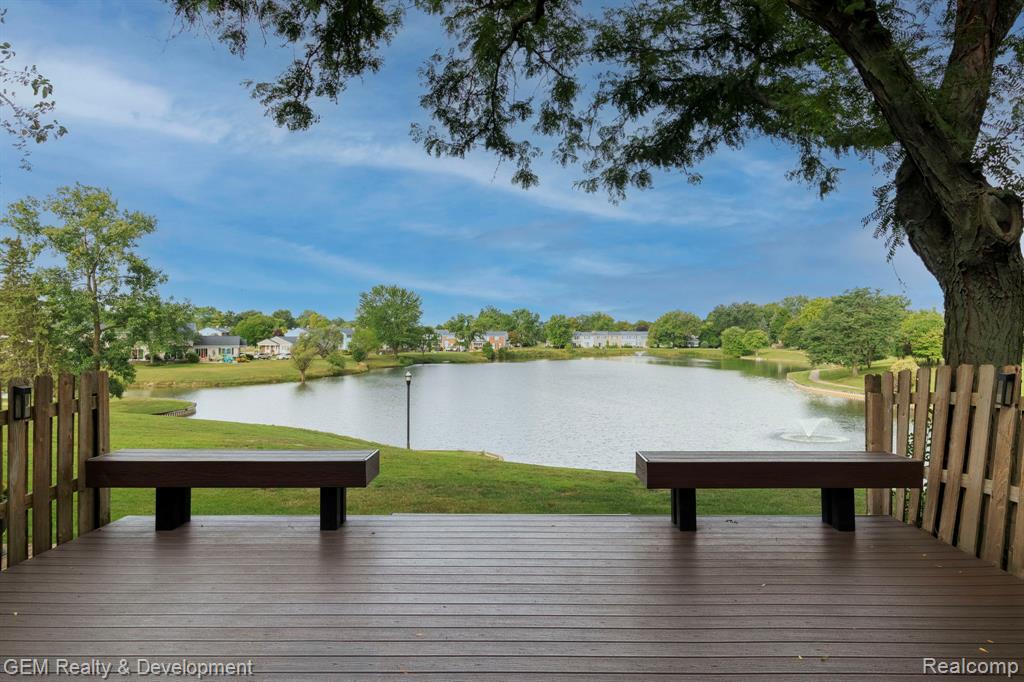 19627 Neptune Court, Northville, MI 48167 — Photo 40
