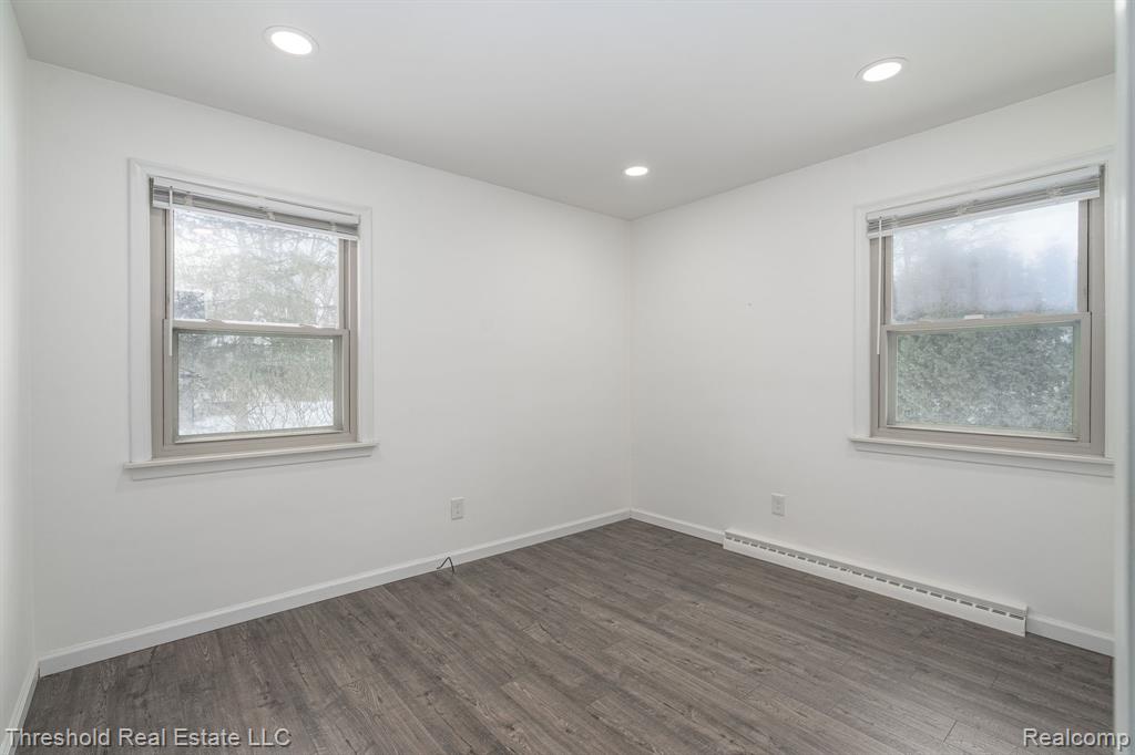 5595 Old Orchard Trail, Orchard Lake Village, MI 48324 — Photo 31