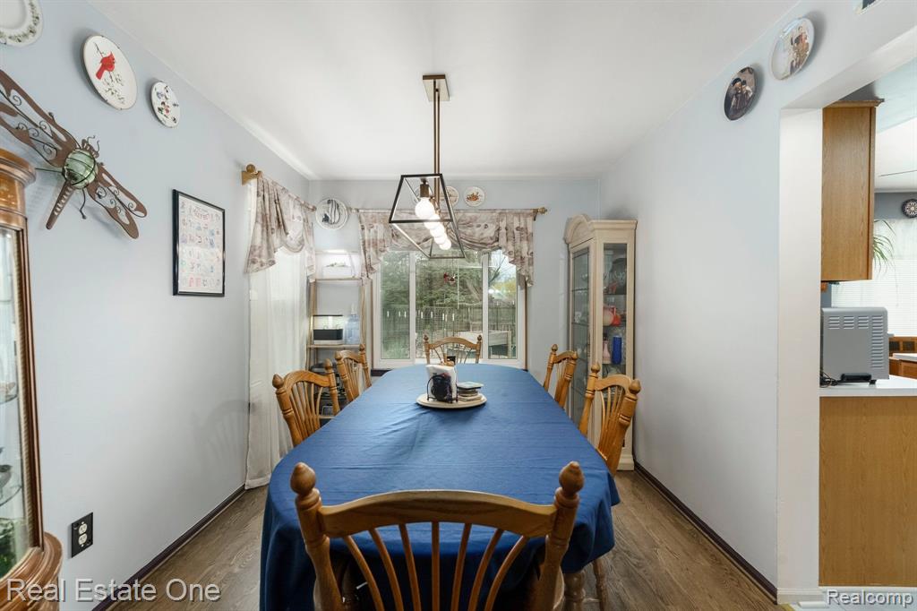 4067 HIGHVIEW, Waterford, MI 48329 — Photo 15
