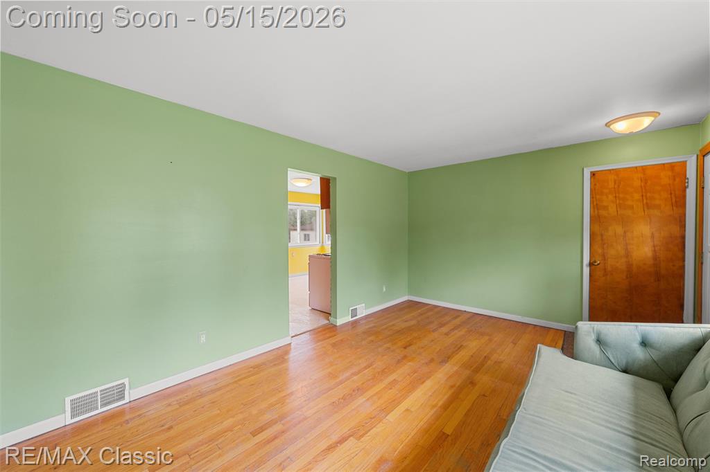 28731 Kathryn Street, Garden City, MI — Photo 7
