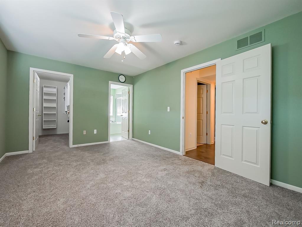 628 RIVERSTONE Lane, Chelsea, MI 48118 — Photo 14