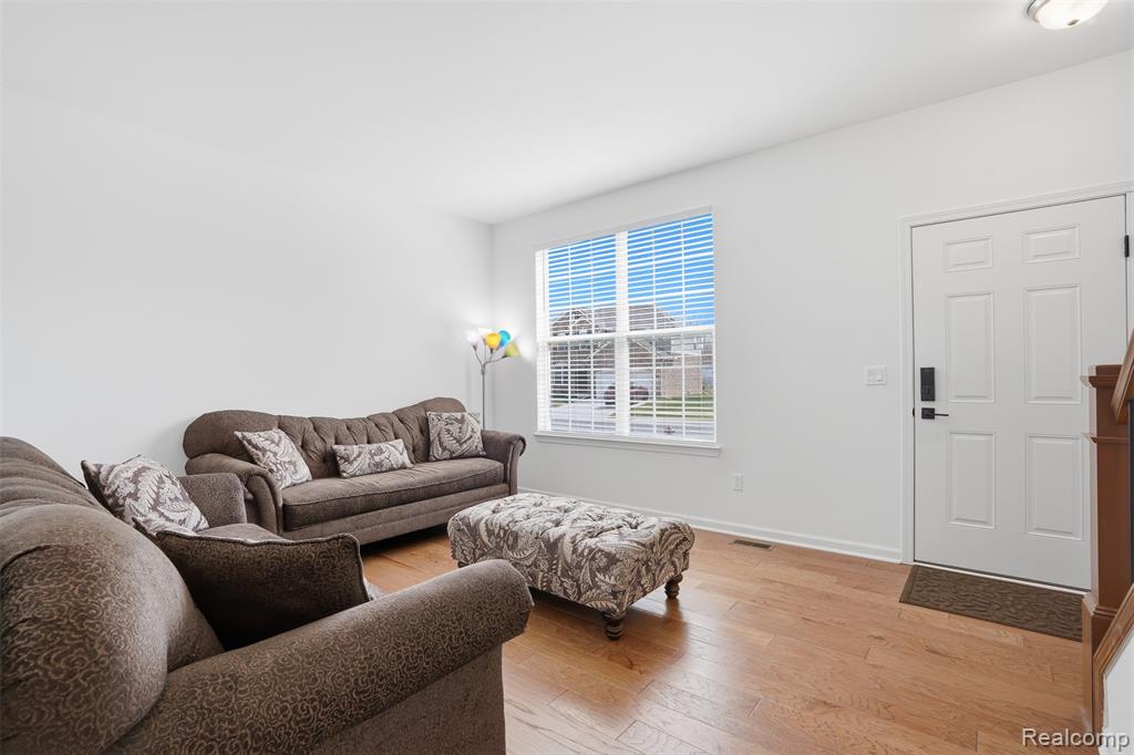 50782 Ross Street, Canton, MI 48187 — Photo 20