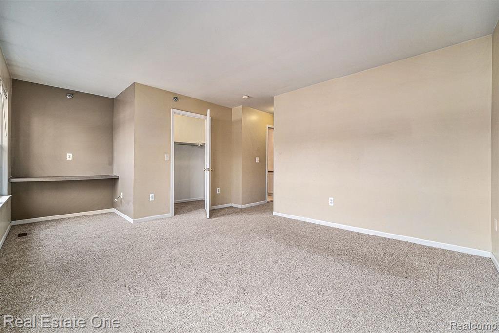 25406 Saint James, Southfield, MI 48075 — Photo 16