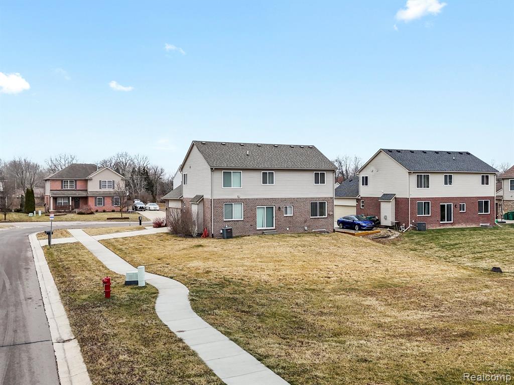 13521 S CUMBERLAND Drive, Van Buren, MI 48111 — Photo 5