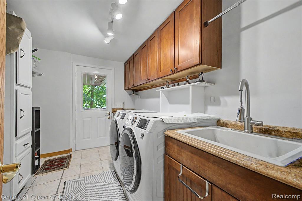 11349 Philway St Court, Brighton, MI 48114 — Photo 17
