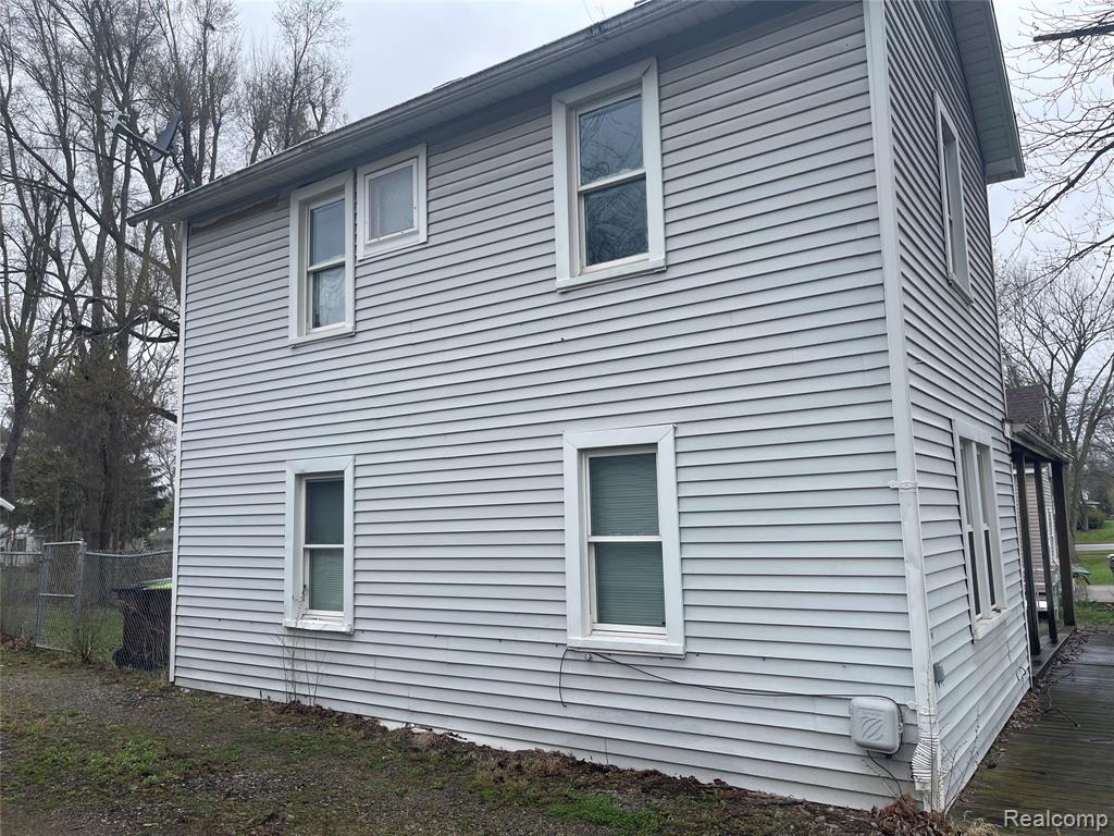 709 N Locust Street, Adrian, MI 49221 — Photo 7