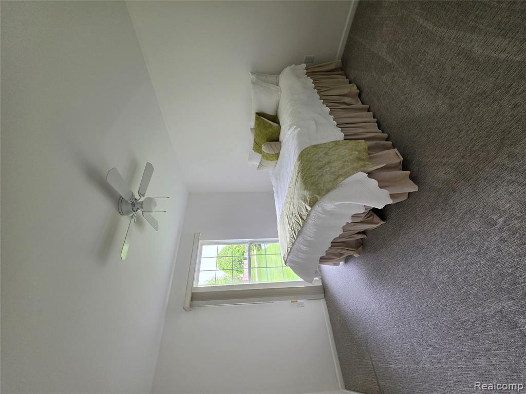48484 Savoy Court, Utica, MI 48315 — Photo 8