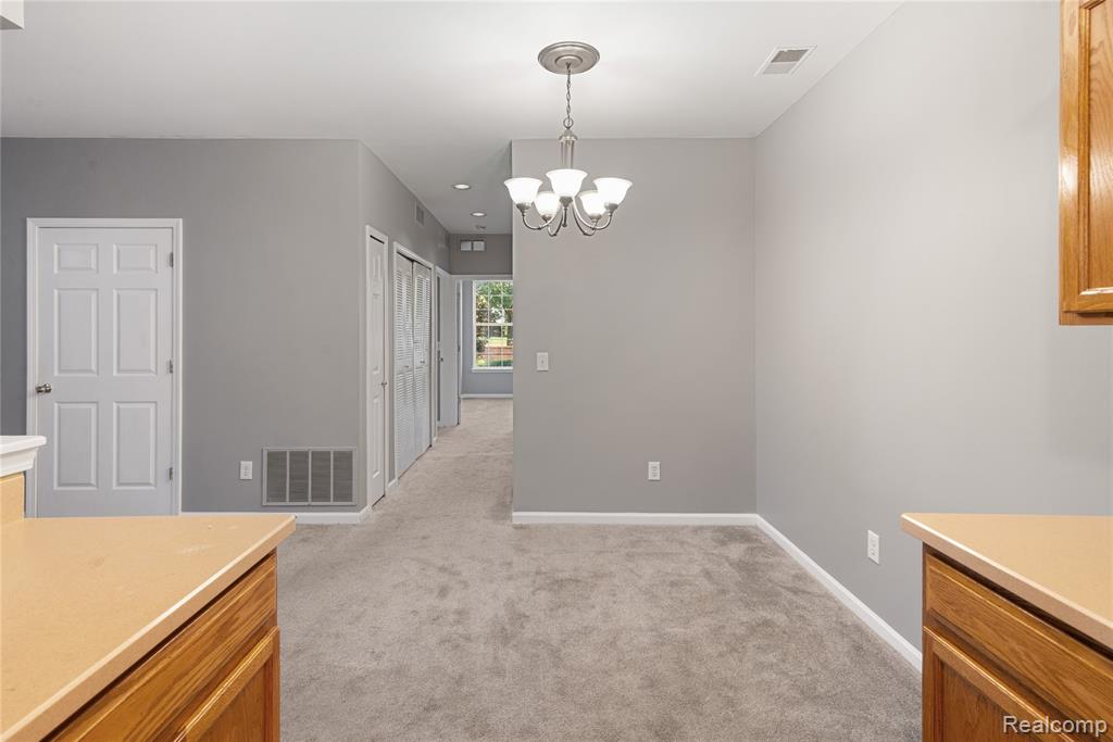 3962 Cherry Creek Lane, 11, Sterling Heights, MI 48314 — Photo 10