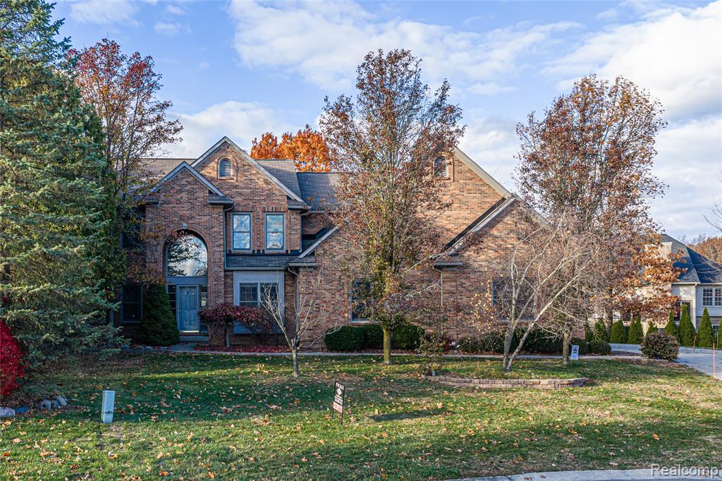 3904 KAELEAF Road, Lake Orion, MI