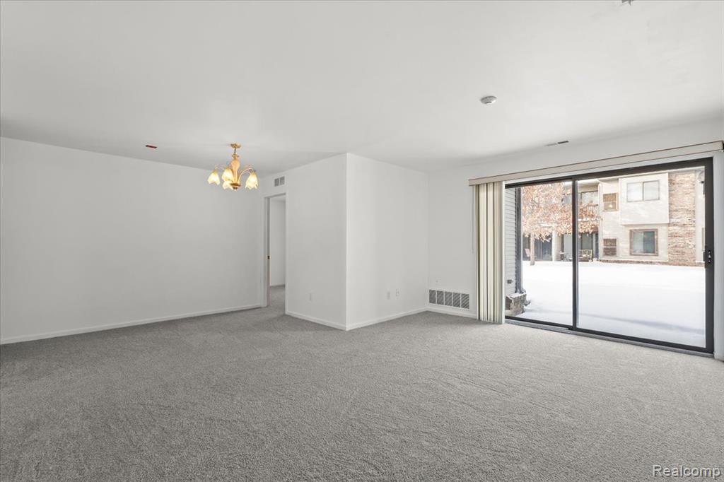 42714 Lilley Pointe Drive, 213, Canton, MI 48187 — Photo 5