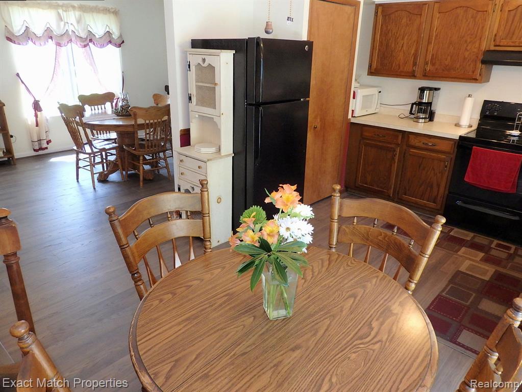 7180 HOWELL Avenue, Waterford, MI 48327 — Photo 26