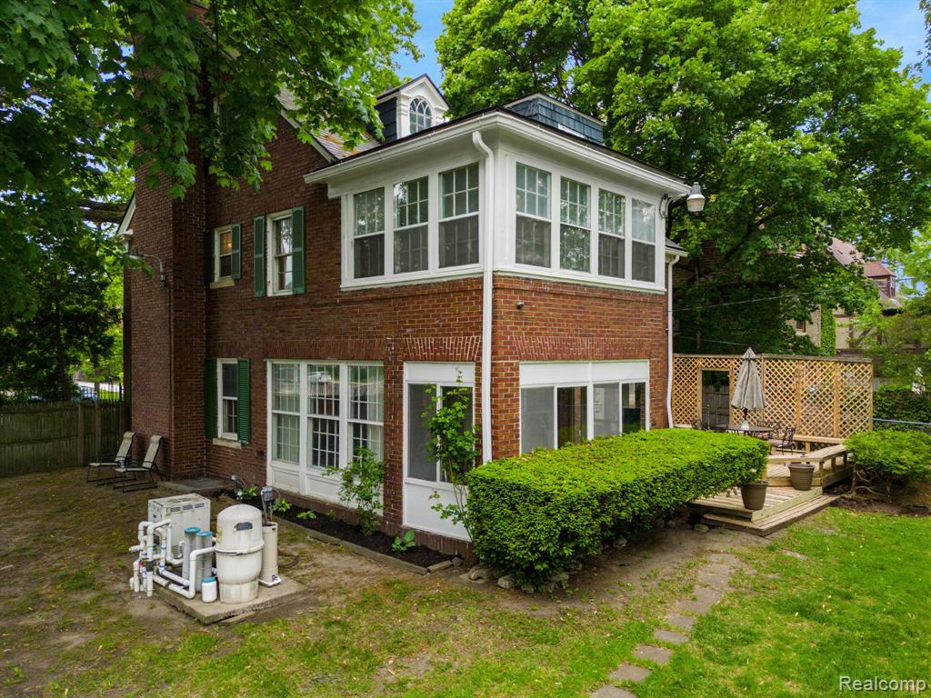 2918 Burns Street, Detroit, MI 48214 — Photo 71