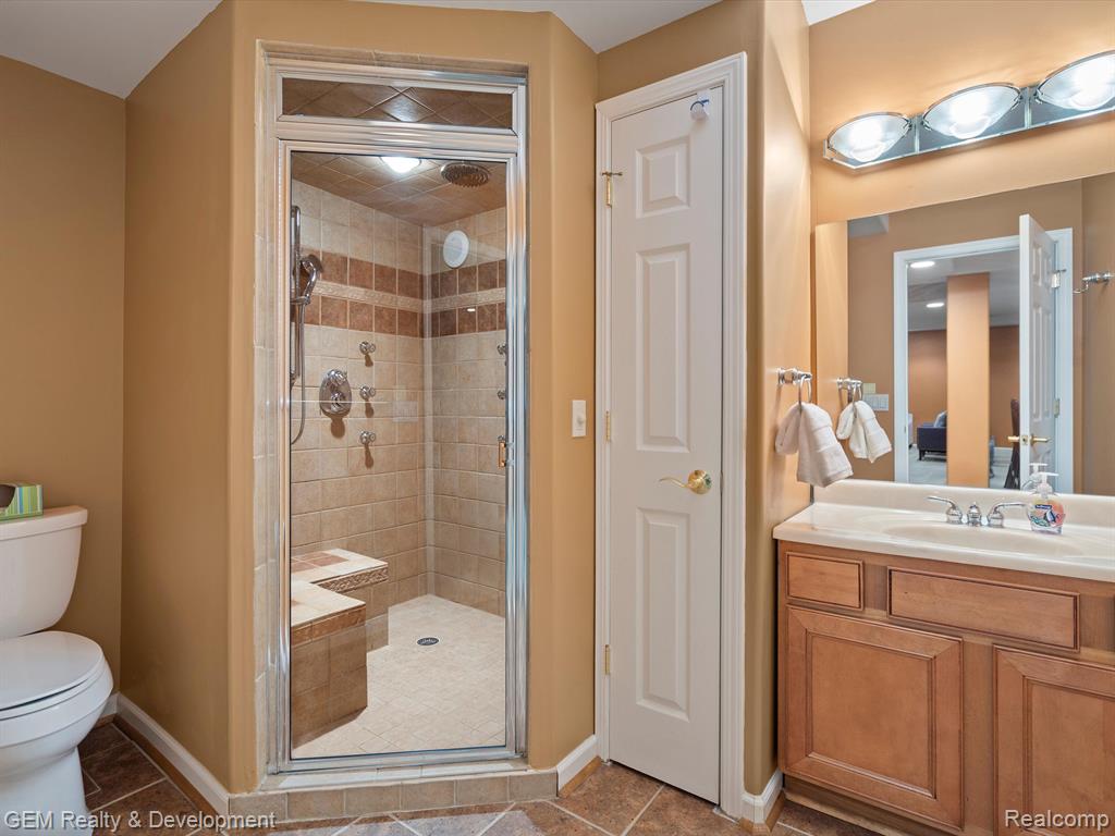7487 KENNINGTON Boulevard, West Bloomfield, MI — Photo 31