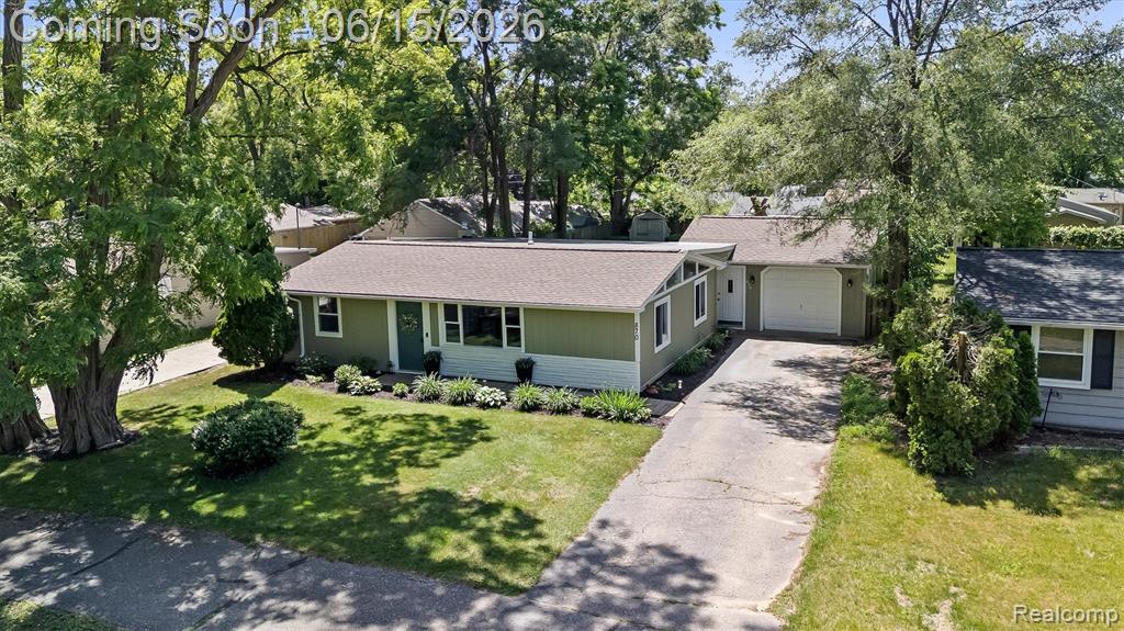 870 Pine Tree Road, Lake Orion, MI 48362 — Photo 32