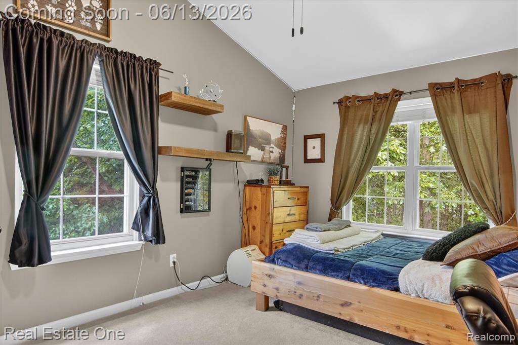 1972 Woodridge Court, Highland, MI — Photo 34