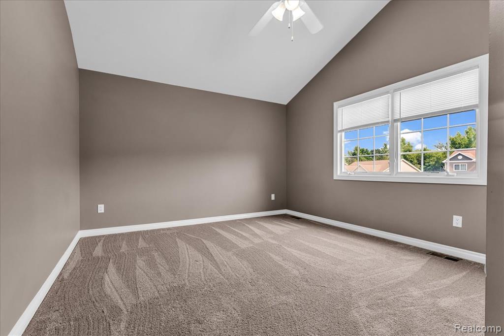 4142 Oak Street, Grand Blanc, MI 48439 — Photo 27