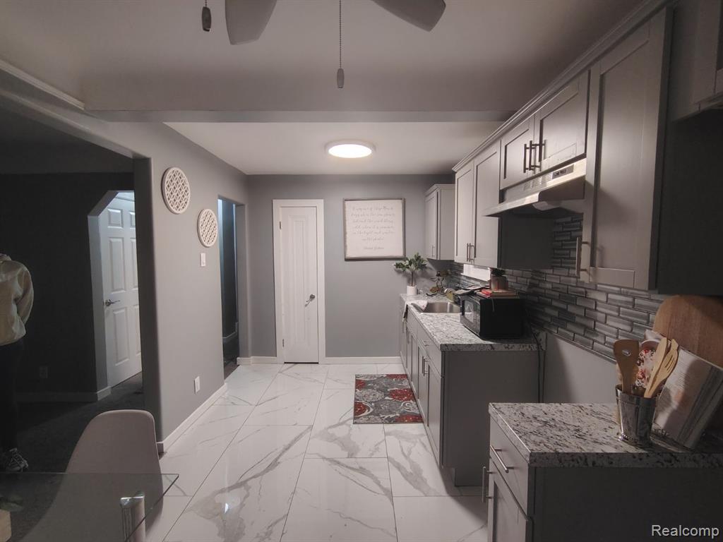 6144 RADNOR Street, Detroit, MI 48224 — Photo 9