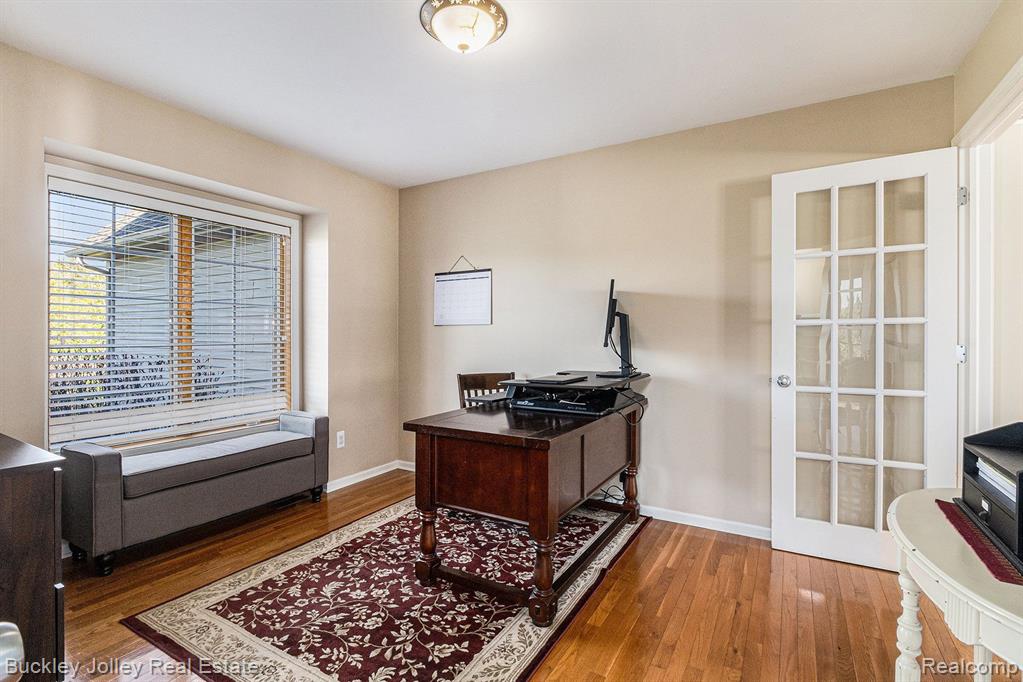 8537 SADDLEWOOD Drive, Brighton, MI 48116 — Photo 16