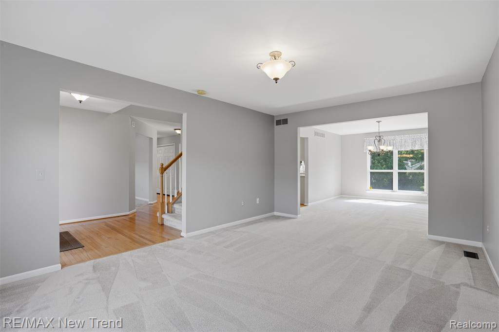 729 Akehurst Lane, White Lake, MI — Photo 9