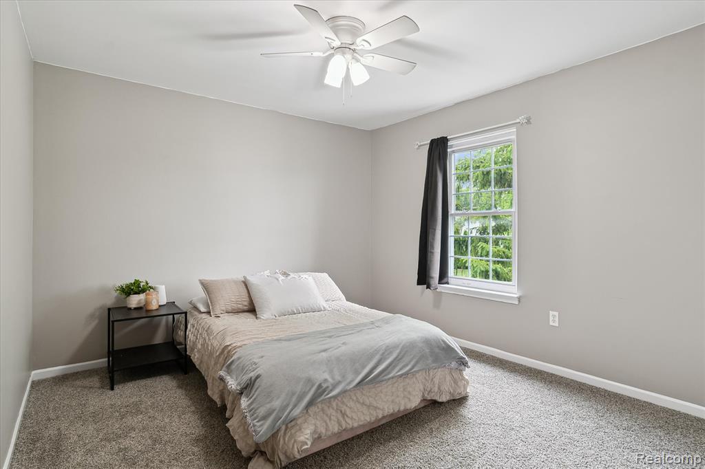 45270 Twining Street, Canton, MI 48187 — Photo 34